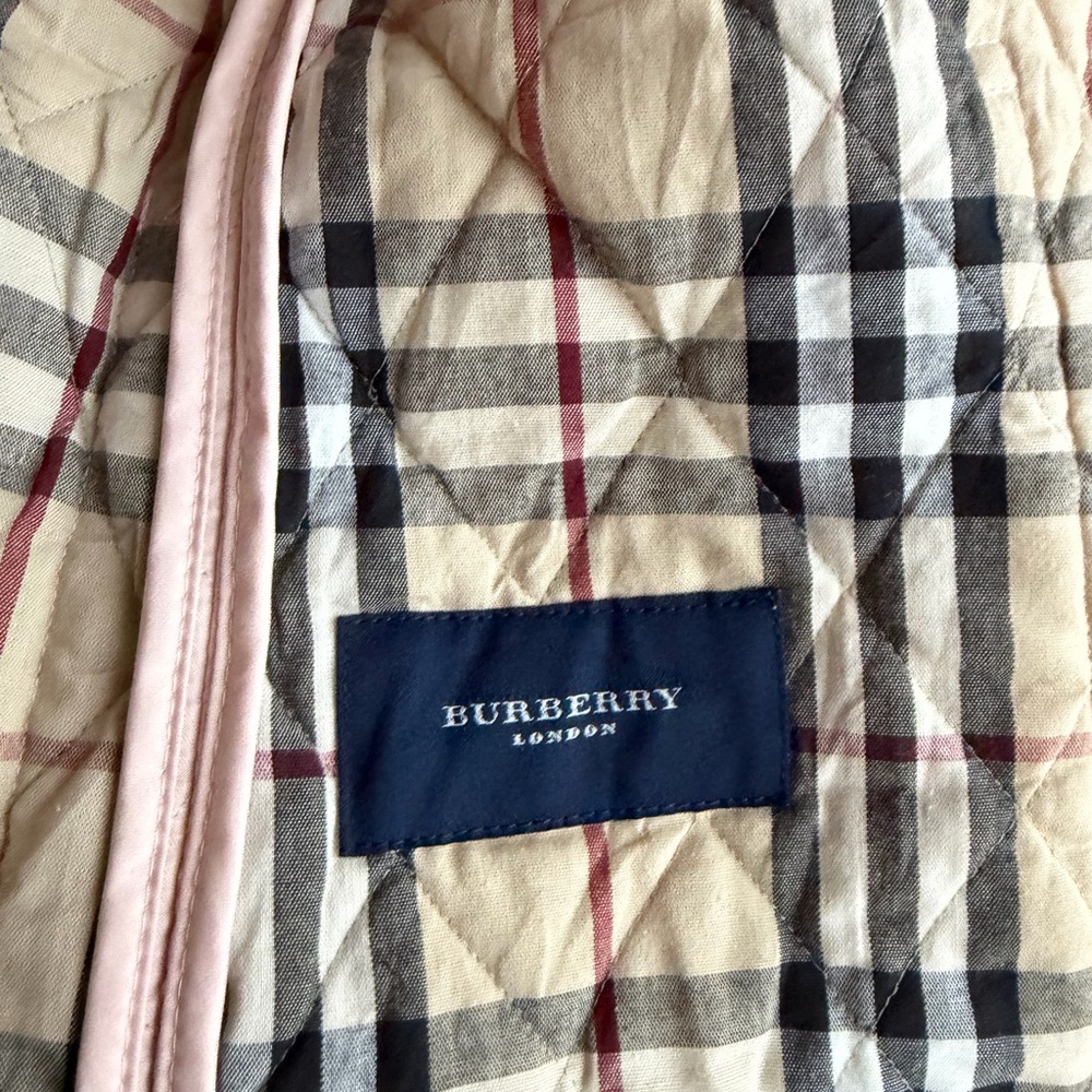 Authentic Burberry quilted jacket - Picture 6 of 8